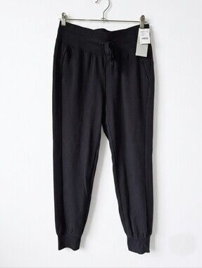 NWT Zella Nordstrom Black Live In Joggers / Athleisure Pants - Women’s Medium